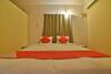 Oyo 30128 Reddy's Hotel