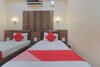 Oyo 19930 Hotel Holiday Palace