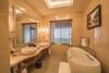 Hotel Vinpearl Luxury Da Nang