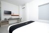 Hotel Oyo 2298 Jebres House Syariah