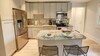 9 Bedroom, South Mint Street