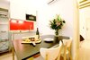Short Stay Group Borne Pop Art Serviced Apartments