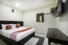 Oyo 89960 Manjung Inn Hotel