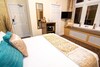 Trivelles Park Hotel