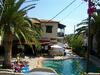 Hotel Pella House Studios & Apartments
