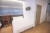 Glur Bangkok Hostel & Coffee Bar