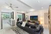 Luxury Pool Side Apartment In Beachfront Resort