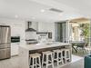 Ciel Unit 2 - Modern 2 Bedroom Plus Study, Beach Side Apartment With Wi-fi