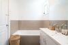 Quiet 4-bedroom House // Private Pool & Fireplace