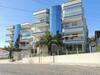 Apartamento 1076 Praia de Bombinhas Com 3 Su�tes �tima Op��o.