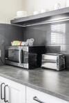 Upscale Studio - Boutique Apartment - Prime Walk Location!