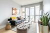 Designer Luxury 3bed Condo King Bed And Desk