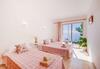 Alcanada Holiday Home Sleeps 7 With Wifi