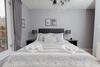 Stylish Royal Mile Apartment With Parking!