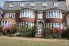 Hostal Barons Court