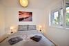 Hostal Apartments Mira
