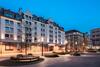 Q19 Apartments