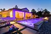 Rare Find-5 Star Rated-stunning Views-pool-spa