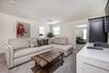 Eight-bedroom Villa 9040