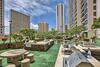 Resort Condo With Views, 1 Block To Beach And Zoo!