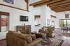 New Listing! Luxurious Mountain Retreat On 5 Acres Home