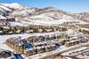 Pristine Condo On Golf Course And Walk To Gondola