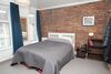Spacious 2 Bedroom Property In Bristol
