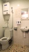 Hostal Day And Night Hotel