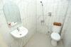 Hotel Oyo 1864 Tiara Guest House