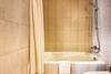 Studio Apartment In Lincoln Park A By Deluxe Holiday Homes