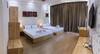 Hotel Kh�ch S?n Sky