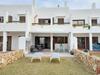 Agradable Chalet Adosado Con Piscinas