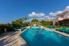 Villa Coral Bay View, Walking Distance To The Beach!