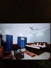 Hotel Milan Oberai
