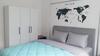 Hostal The House Apartments & Guest Rooms