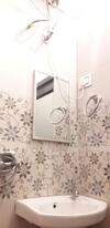 Hostal Neelkanth Guest House