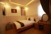 Ves - Pa Luxury Hotel