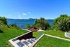 Villa Luxury Lakeside Retreat
