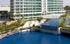 Apartamento Azure Man Made Beach Near Airport