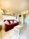 Apartamento Bright Apt With Swimming Pool And Balcony