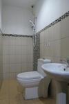 Hostal Makabata Guesthouse