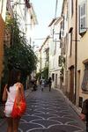 Romantic Apartment In Old Antibes With Roof Terrace