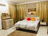 Lovely 3 Bedroom Apartment With Pool, Bertha?s Court