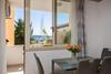 L.b. Beach Apartment