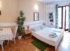 Apartmani Petra-3 Min From Beach