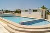 Chipipe Salinas Beachfront Apartment W/ Parking