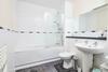 Luxury 2 Bed Apartment Central Location Sleeps 5