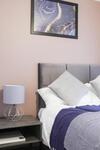 Apartamento The Exquisite Harrow Gem -parking