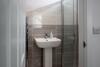 Fantastic Large House With Private Parking