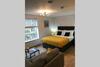 Alison15 - Superior Clifton Studio Apartment